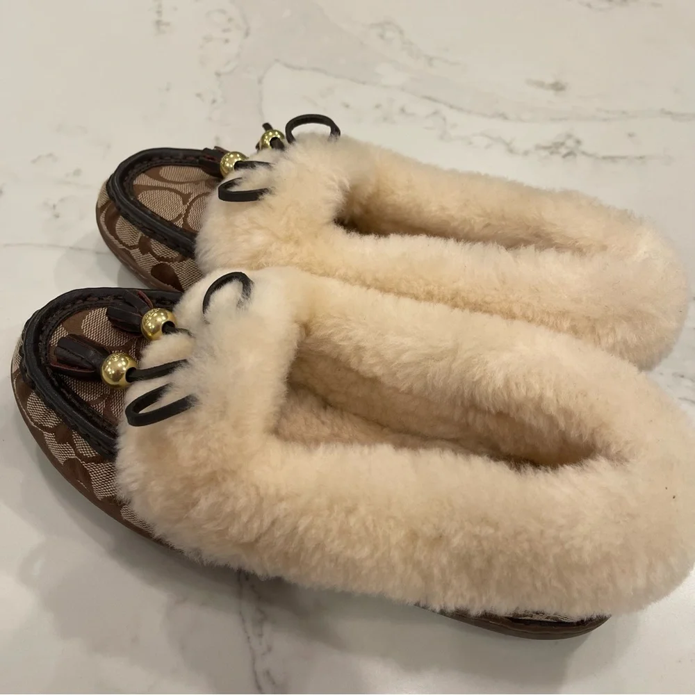 🎉2X HOST PICK🎉 Coach Fiona signature & leather shear line moccasin slippers - Picture 8 of 10